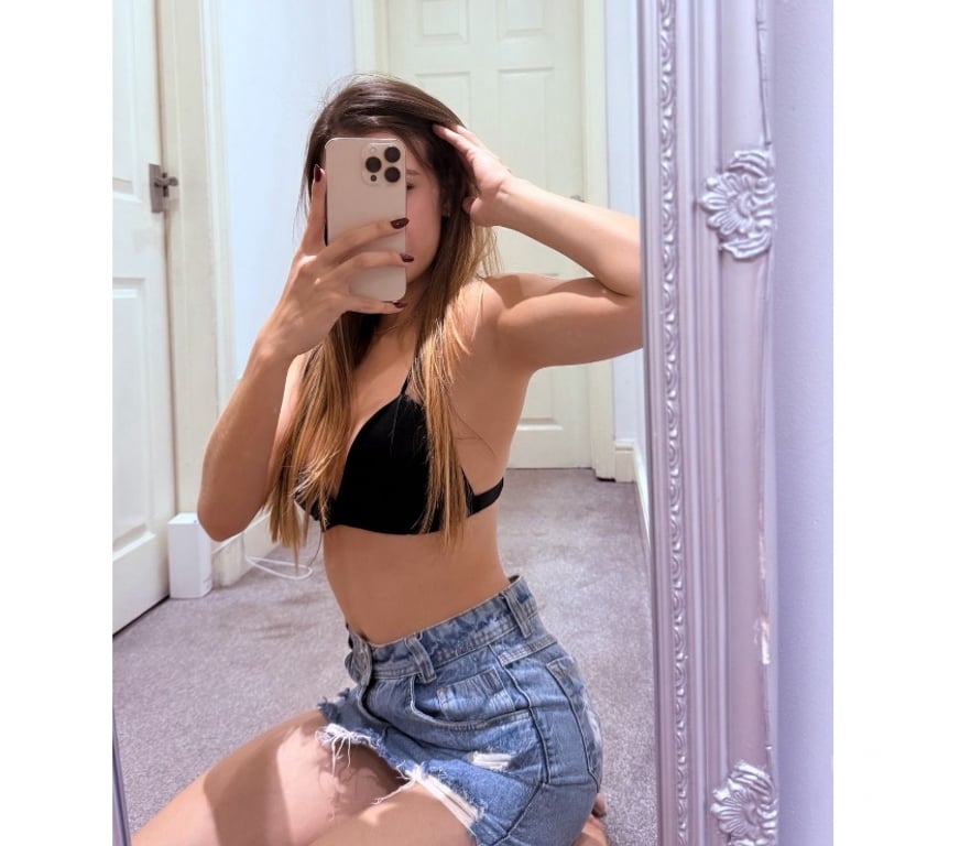 Escorts Central London Tottenham Court Road - Central London - Photos for Hot oil massage on this cold weather - choose how we finish