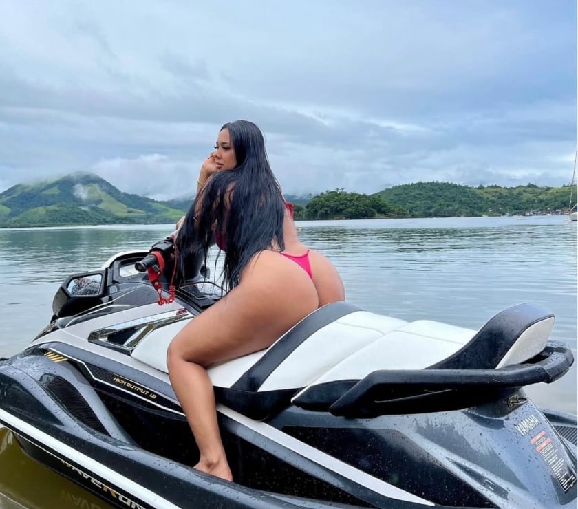 Escorts West Midlands Coventry - Photos for FIRE LATINA 🔥 Stunning Brazilian NATIVE NEW to the UK