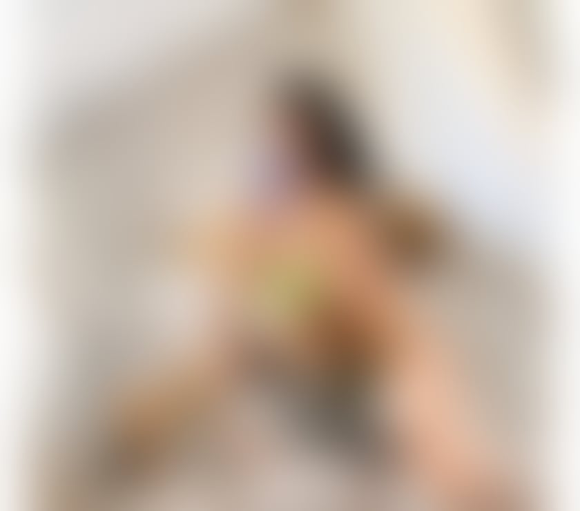 Escorts West Yorkshire Leeds - Photos for Elly New 🥰 Party-girl incall or outcall!!!