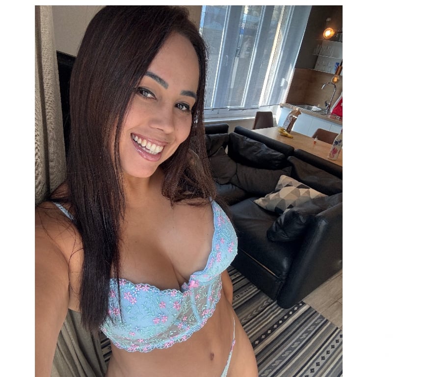 Escorts Cambridgeshire South Cambridgeshire - Photos for NEW GIRL ♥️ALICE ♥️PERFECT🔥 BRAZILIAN🇧🇷