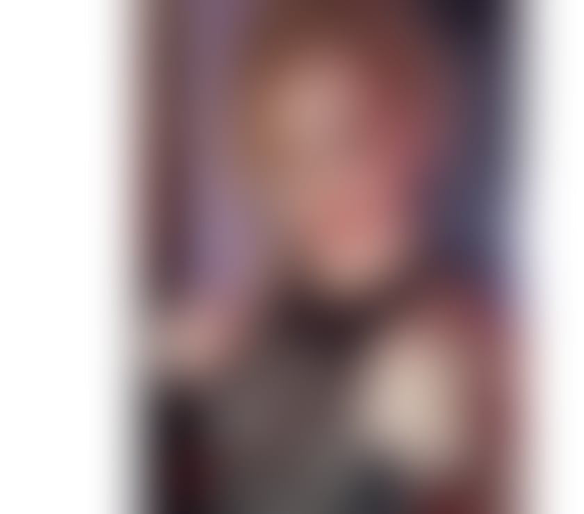 Escorts Hampshire Southampton - Photos for High Class Escort and Mistress SENSI RED_ENGLISH MILF