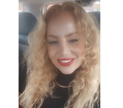 Escort Western Docks Southampton - Photos for High Class Escort and Mistress SENSI RED_ENGLISH MILF