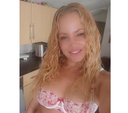 Escort Western Docks Southampton - Photos for ESCORT, MISTRESS & MASSAGE= SENSI RED_ENGLISH 07940517339