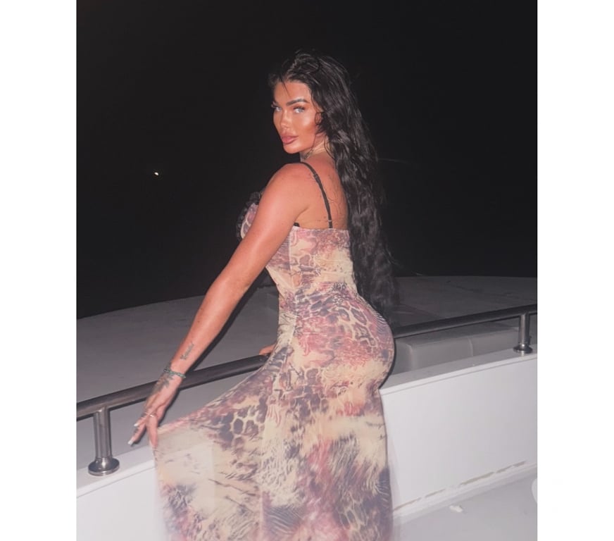 Escorts South Yorkshire Rotherham - Photos for British khloe no extra fees like rest insta-khloerj_