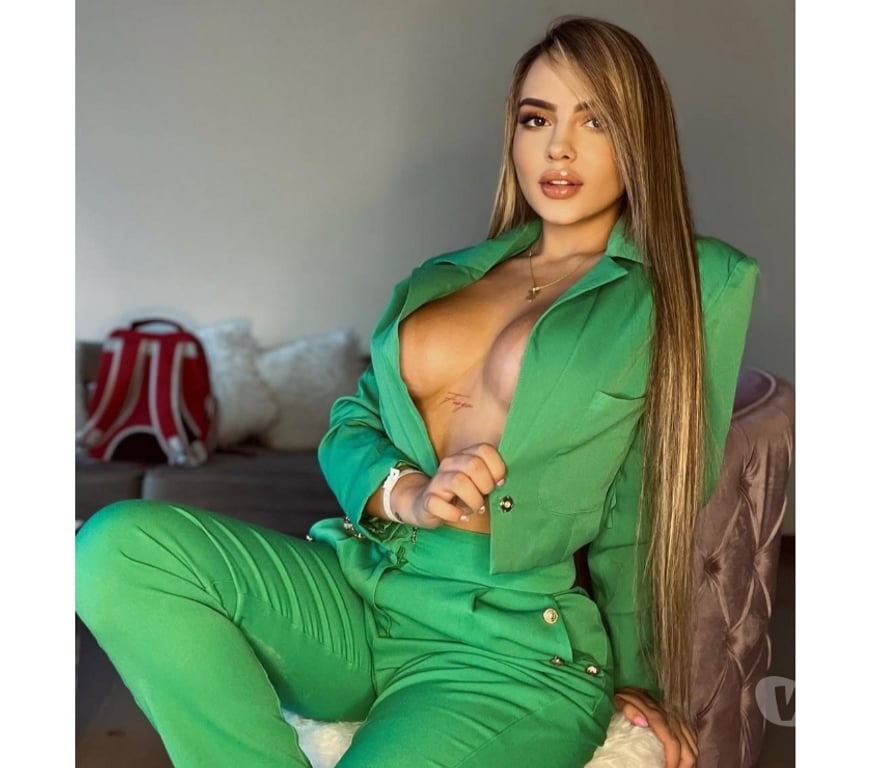 Escorts Greater Manchester Bolton - Photos for New in town party girls best services