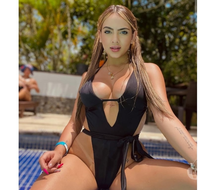 Escorts Greater Manchester Bolton - Photos for New in town party girls best services