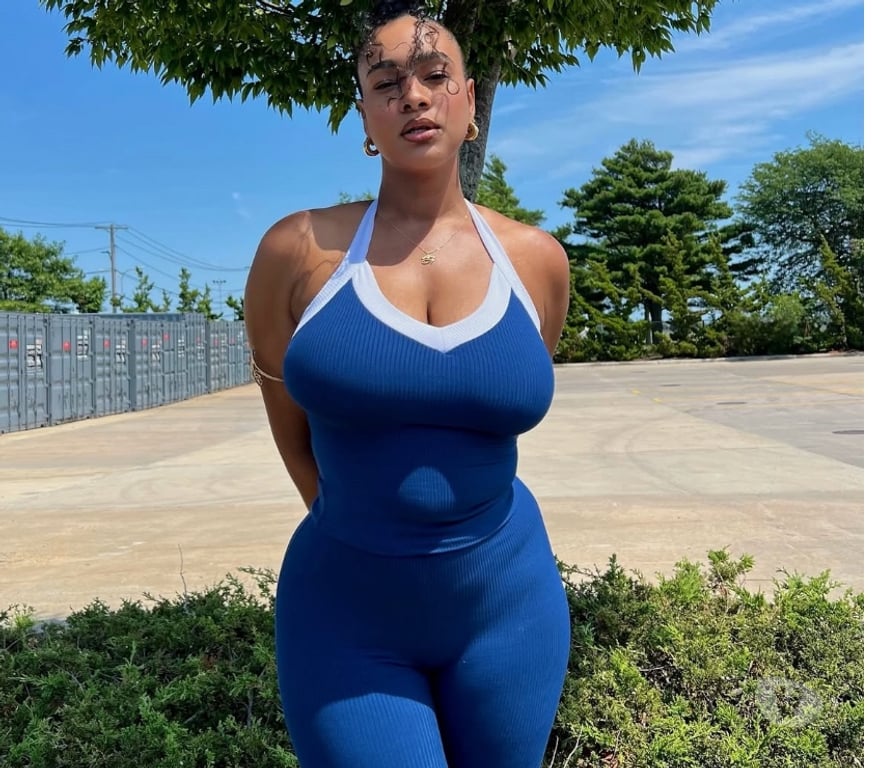 Escorts Surrey Runnymede - Photos for BIG T's Chany🌹 GFE OWO and PARTY 🎉