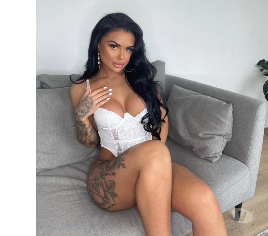 Escorts East London East Ham Station - East London - Photos for New in town sensual body 👁️ top service ❤️💗