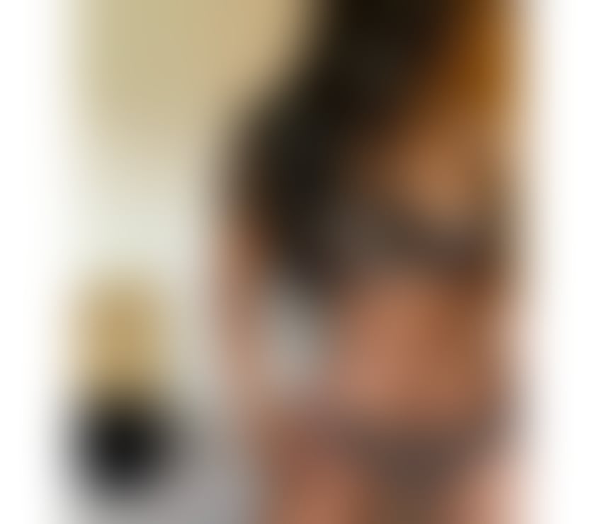 Escorts South West London Sutton - Photos for Bella party girl 🥳