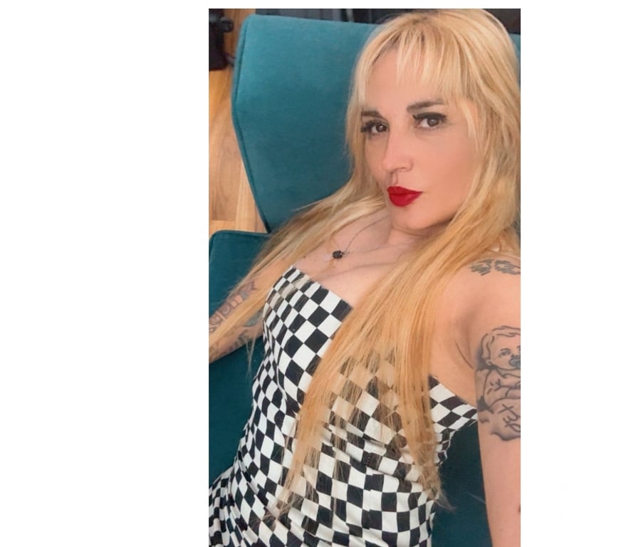Escorts Glasgow Muirend - Glasgow - Photos for Lovely Lady from Argentina just arrived in Glasgow