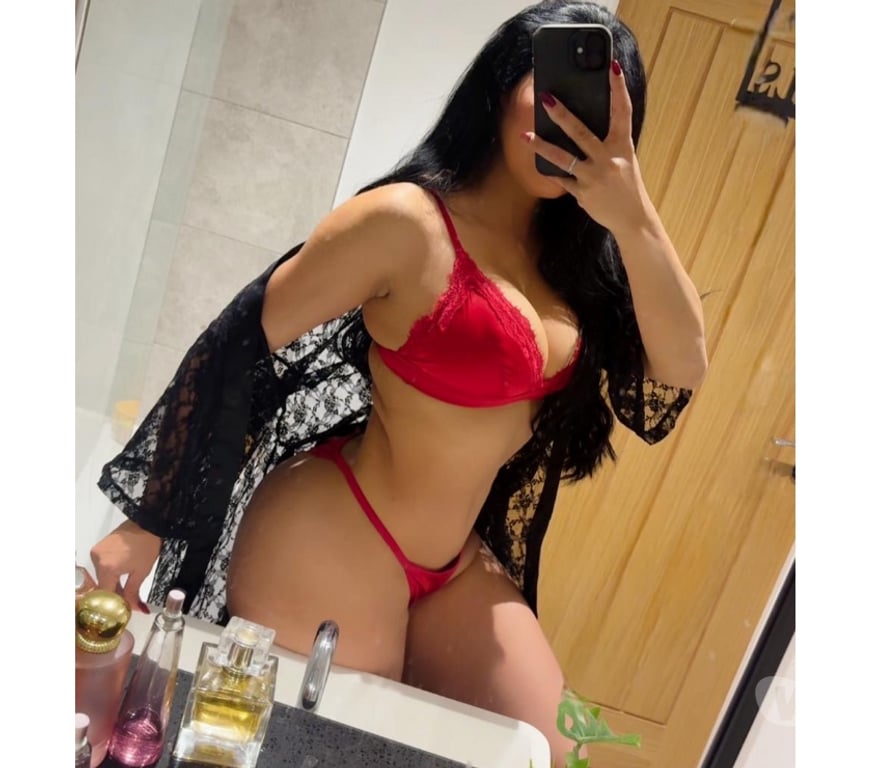 Escorts West Midlands Birmingham - Photos for Larisa 🫢💋💦 curvey Brunette babe