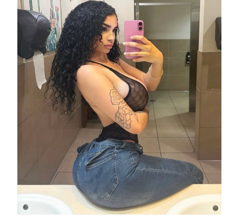  Escorts & Erotic Massage Gravesend Gravesham - Photos for 🍑 BOMBON Caribbean🍑The best OWO 🍭😈