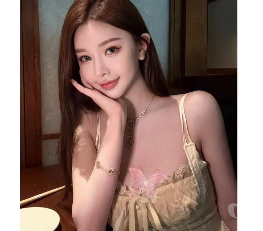 Escorts Aberdeen Aberdeen City Centre - Aberdeen - Photos for 🌺 Hidden Glow · Private & Sincere🌺