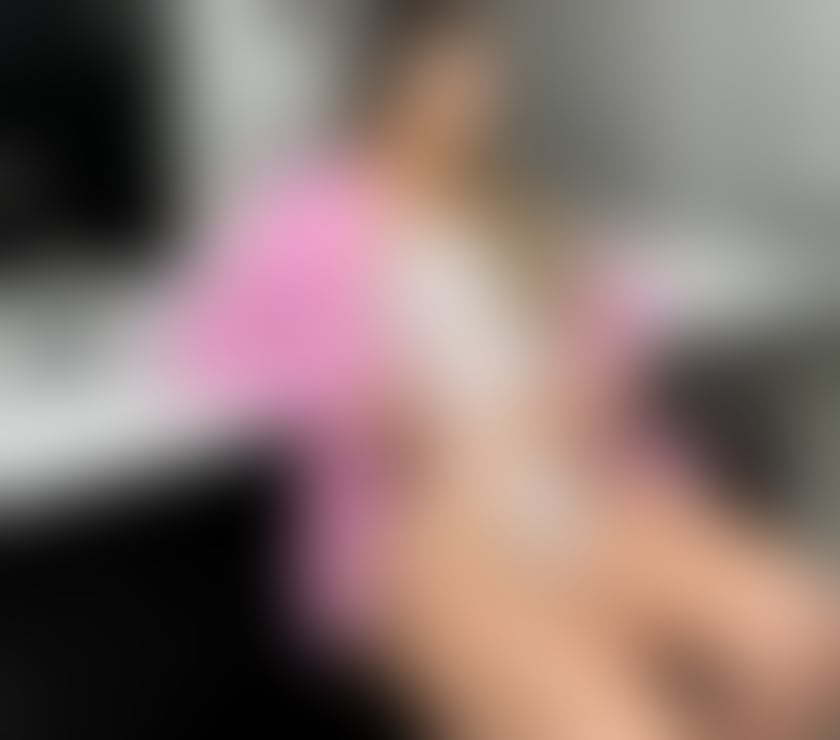 Escorts Surrey Reigate and Banstead - Photos for Carolina! Your Favorite GFE Latina