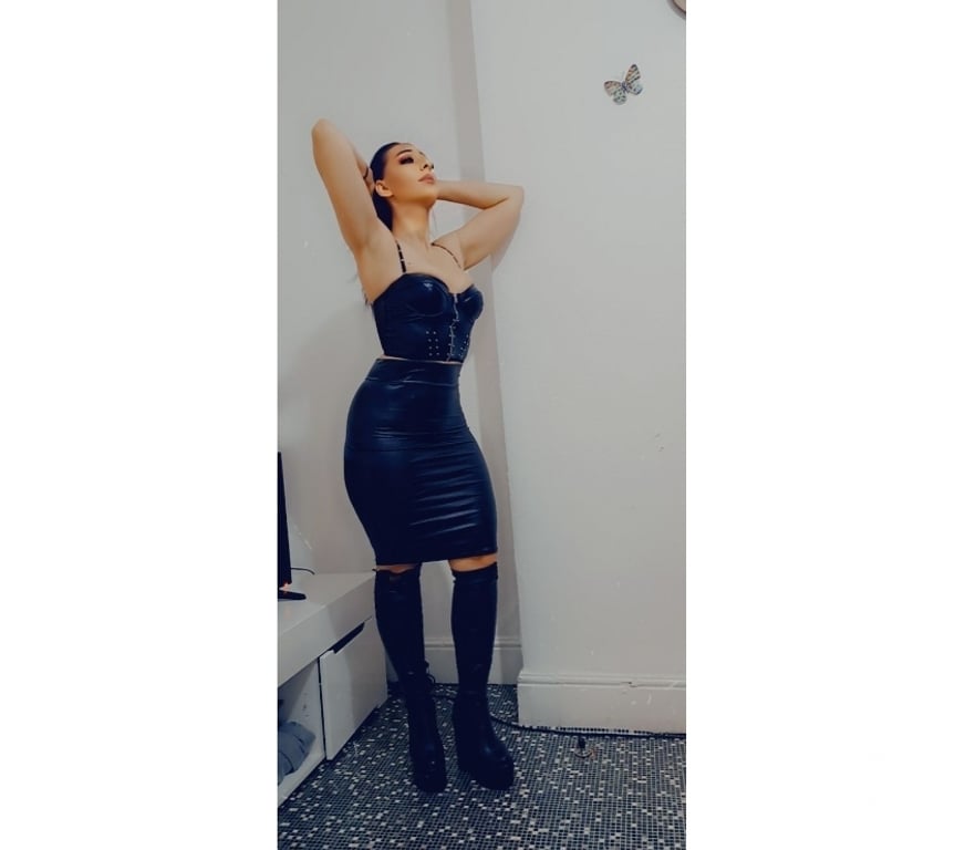 Escorts Leicestershire Harborough - Photos for Carla party girl 🧡🧡🧡