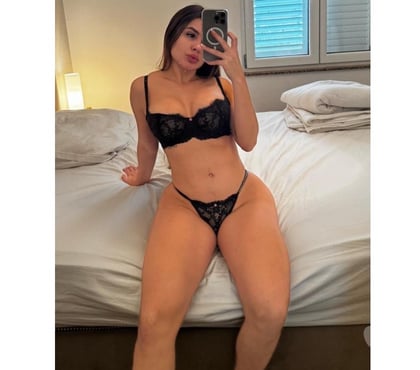 Escorts Hull City Centre Hull - Photos for Debbi hot Brazilian 🇧🇷 party girl 🍑🪩