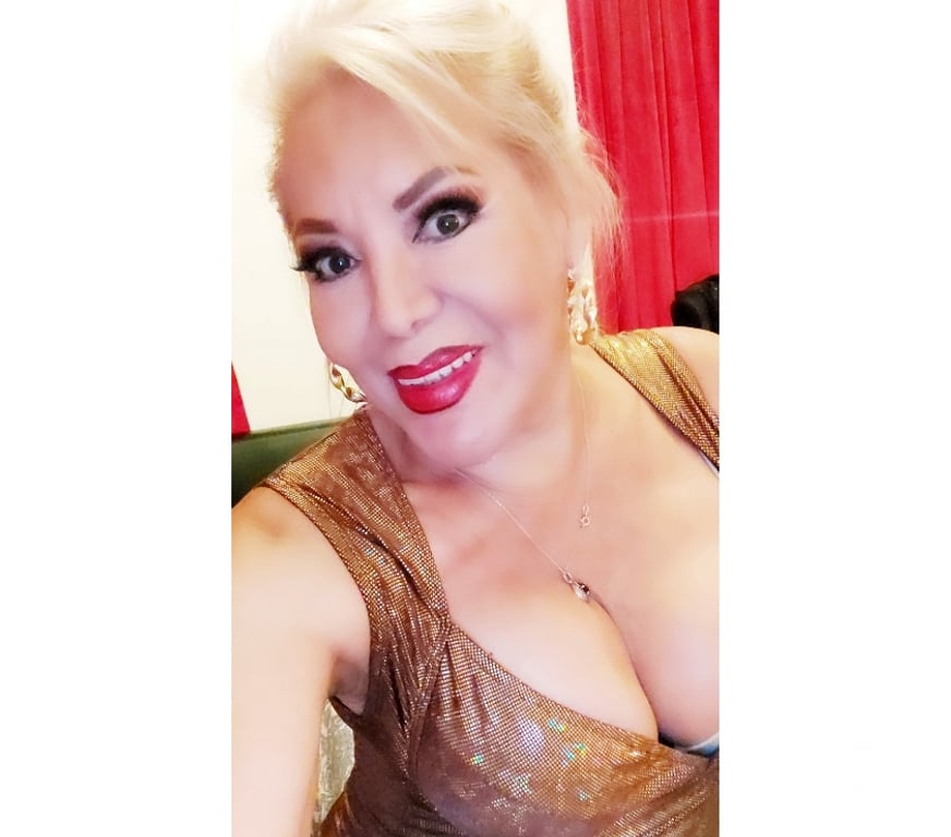 Trans Escorts East London Redbridge - Photos for Hey, give yourself a chance! I'm Lily, an amazing trans !