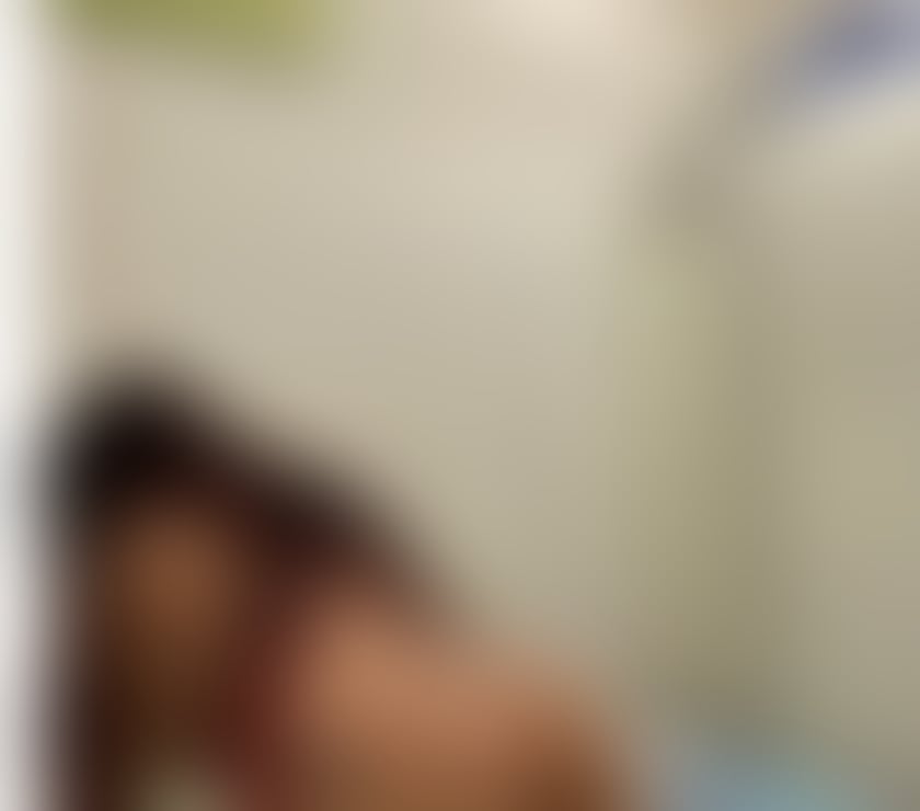 Escorts South East London Catford - South East London - Photos for Ema sexy girl party😘🥰🥵🥵