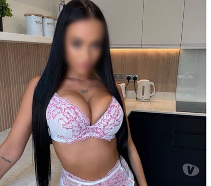 Escorts and Massages Leeds City Centre Leeds - Photos for Casandra new in town for week