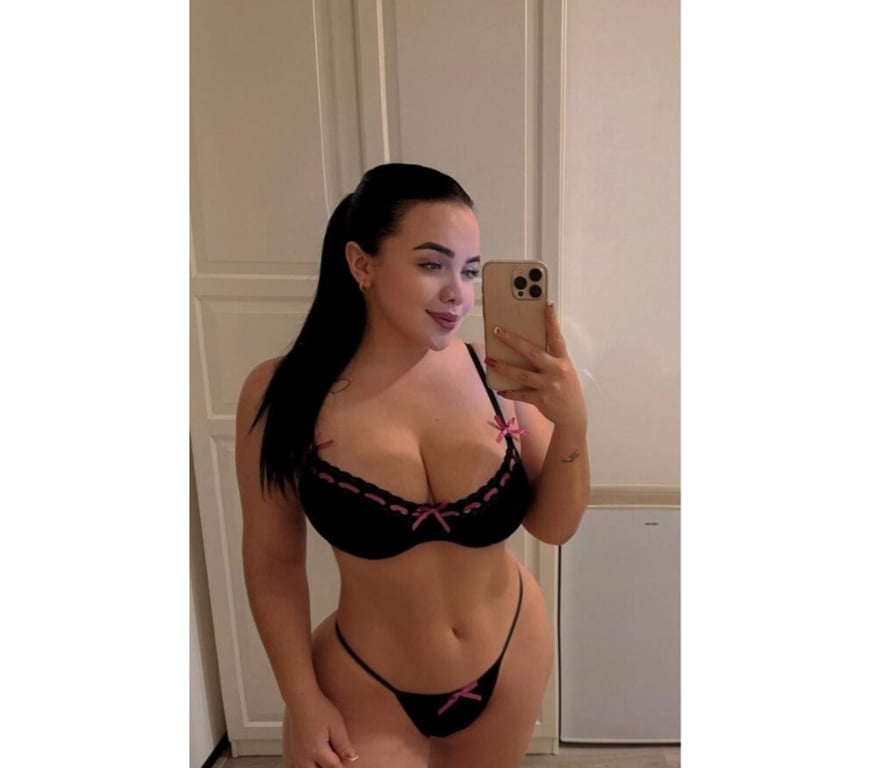 Escorts Derry and Strabane Ardmore - Derry and Strabane - Photos for Hi guys, I'm Carolina, this is my first time here.