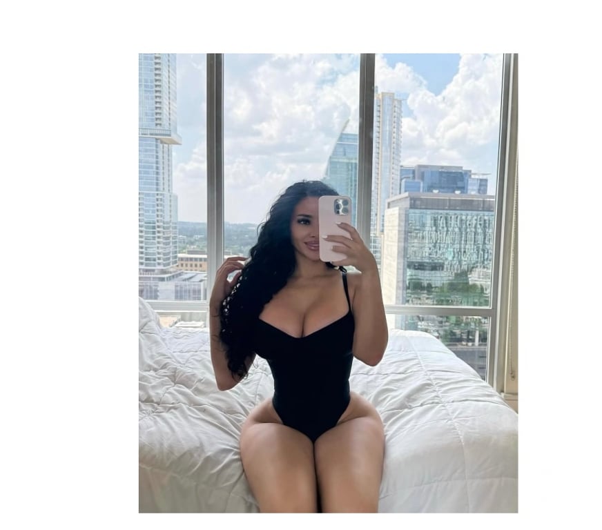 Escorts Fife Dunfermline - Fife - Photos for Hi, I'm Erika, a beautiful party-loving brunette. 🥳🔥