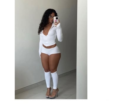 Escorts Dunfermline Fife - Photos for Hi, I'm Erika, a beautiful party-loving brunette. 🥳🔥