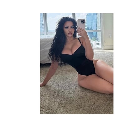 Escorts Dunfermline Fife - Photos for Hi, I'm Erika, a beautiful party-loving brunette. 🥳🔥