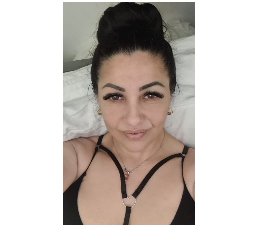 Escorts North London Finsbury Park - North London - Photos for Milf Kelly sexy big natural breasts πππ