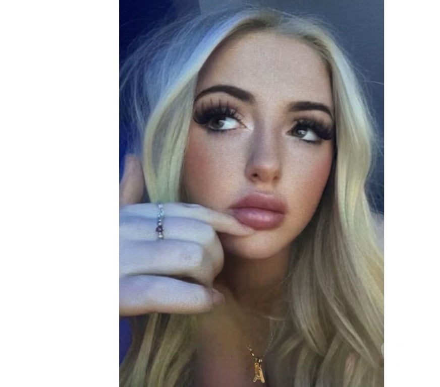 Escorts Edinburgh Edinburgh - Edinburgh - Photos for Real Pictures! Petite and sweet. Outcall and incall🥰