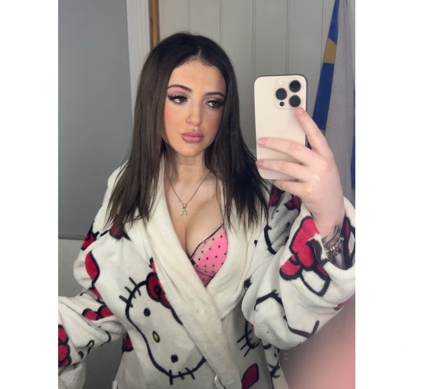 Escorts Edinburgh Edinburgh - Edinburgh - Photos for Real Pictures! Petite and sweet. Outcall and incall🥰