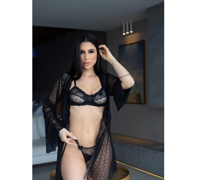 Escorts Liverpool City Centre Liverpool - Photos for Karen Elegant natural lush New in town 24hr