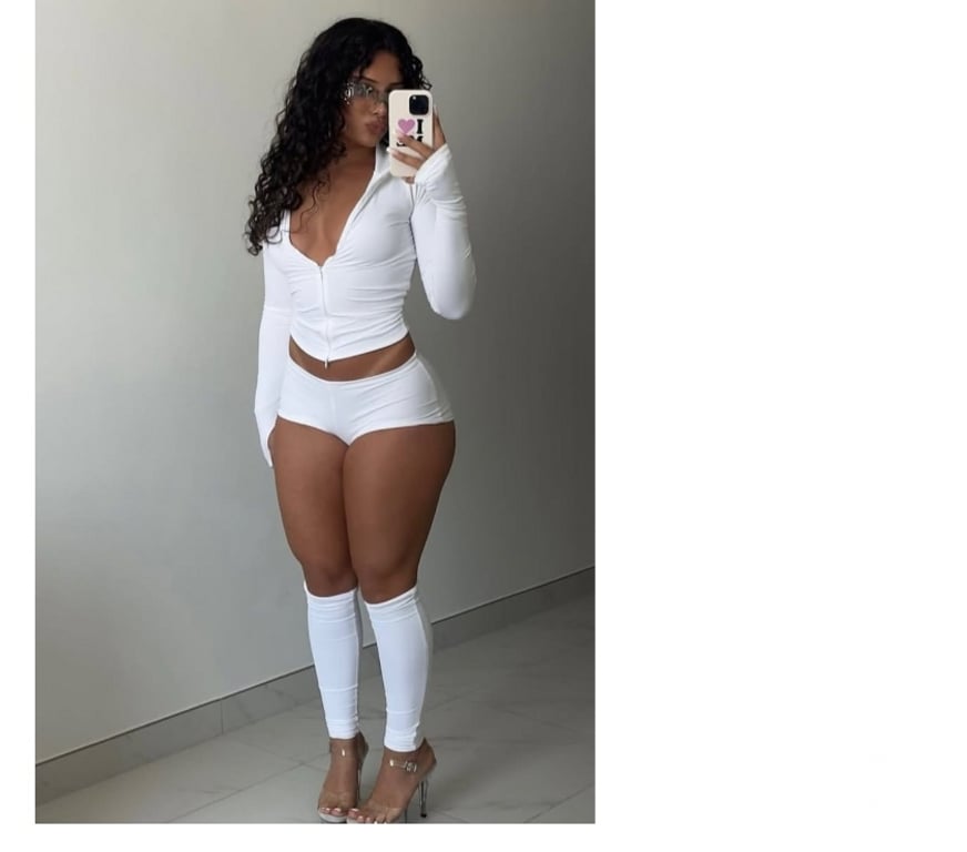 Escorts South East London Peckham - South East London - Photos for 🥳😈HOT BRUNETTE🍑 PASSIONATE AND TEMPTING 🫦