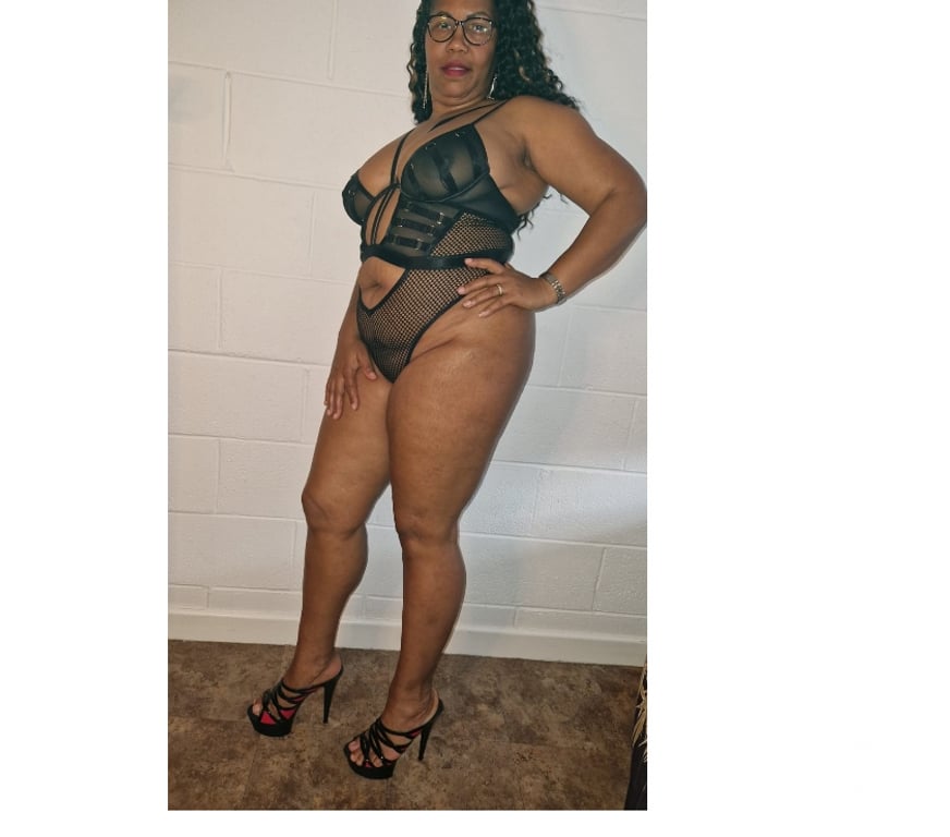 Escorts Greater Manchester Manchester - Photos for Sexy Milf in the City 😘🙏🥳🔥👹