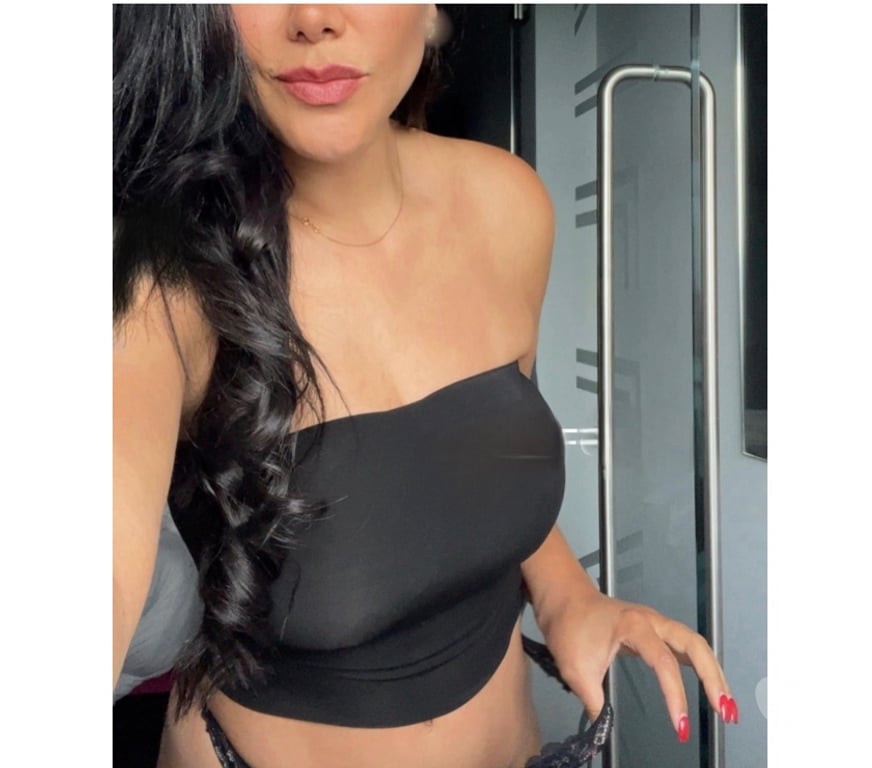 Escorts Swansea - Wales Swansea City Centre - Swansea - Photos for MEL FOXER PARTY GIRL
