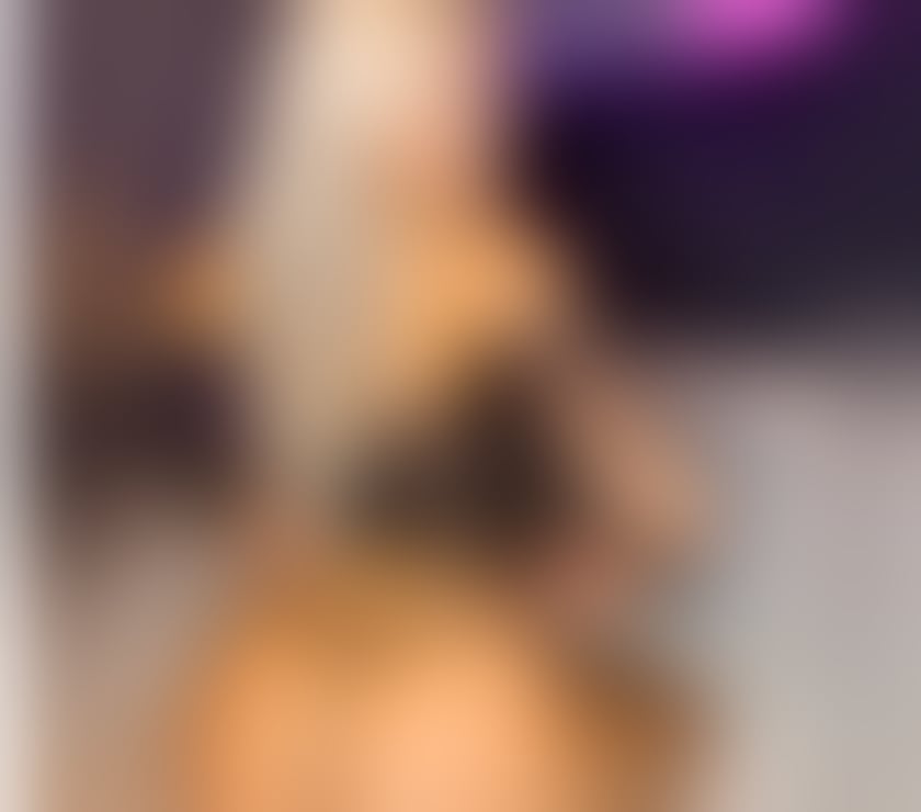 Escorts West Yorkshire Kirklees - Photos for 🩷HOTTEST BLONDIE🔥SWEET GIRL🔞BEST PARTY💯