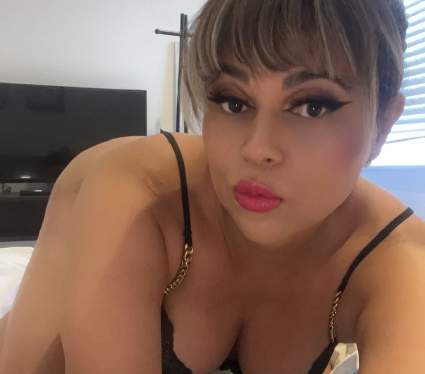 Escorts Nottinghamshire Newark and Sherwood - Photos for Paula Brazilian CURVY