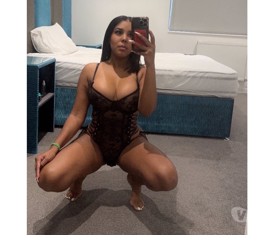 Escorts West Midlands Wolverhampton - Photos for 🍑🍭Naughty Cuban girl,best OWO New in towm🥳🔝