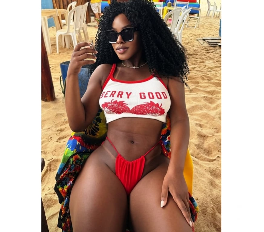 Escorts Cardiff Cardiff City Centre - Cardiff - Photos for Lola β Sweet, Curvy & Unforgettable π₯