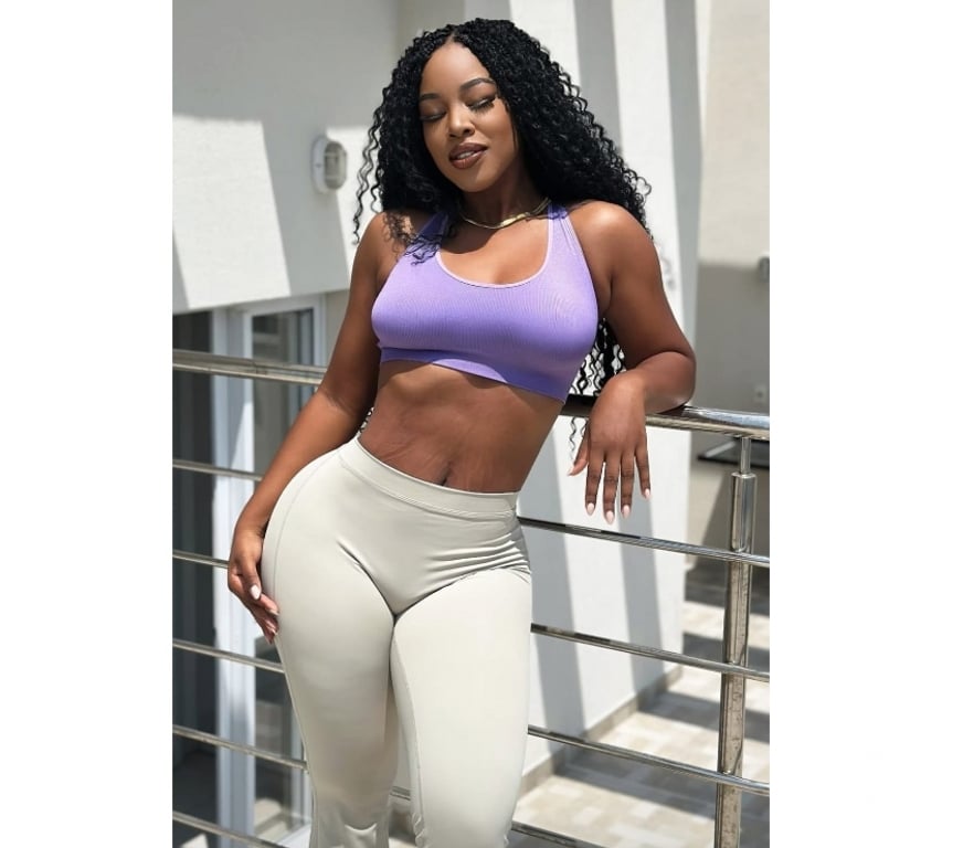 Escorts Cardiff Cardiff City Centre - Cardiff - Photos for Lola β Sweet, Curvy & Unforgettable π₯