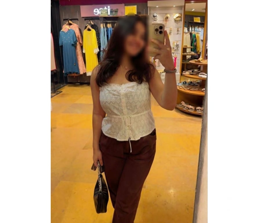 Escorts Hull Hull City Centre - Hull - Photos for New Indian Lady In Your City For Party And Fun♥️