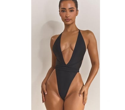  Escorts North Finchley North London - Photos for Gabi Beautiful Brazilian🇧🇷PARTY🎉**