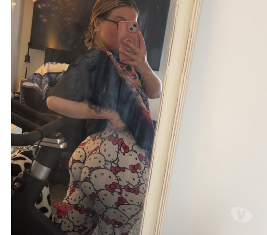 Adult Entertainment Essex Southend-on-Sea - Photos for Small and cheeky but also bored and lonely please help 🤩