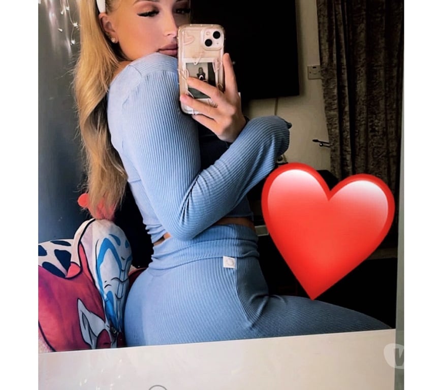 Adult Entertainment Essex Southend-on-Sea - Photos for ONLINE 💚ENGLISH🇬🇧 SWEET&PETITE message me now 🍑