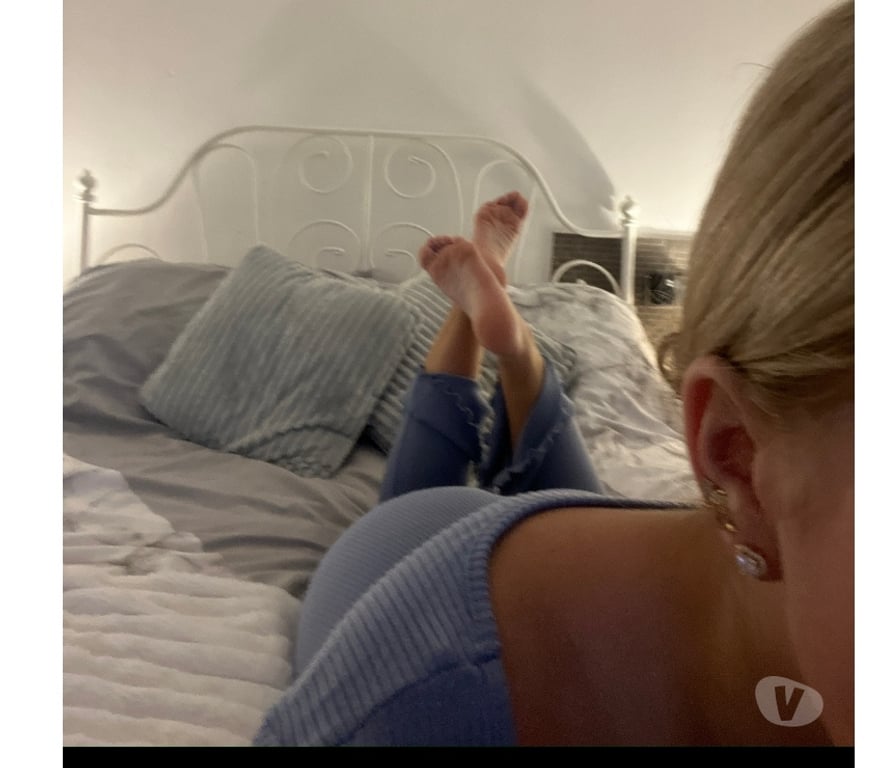 Adult Entertainment Essex Southend-on-Sea - Photos for ONLINE 💚ENGLISH🇬🇧 SWEET&PETITE message me now 🍑