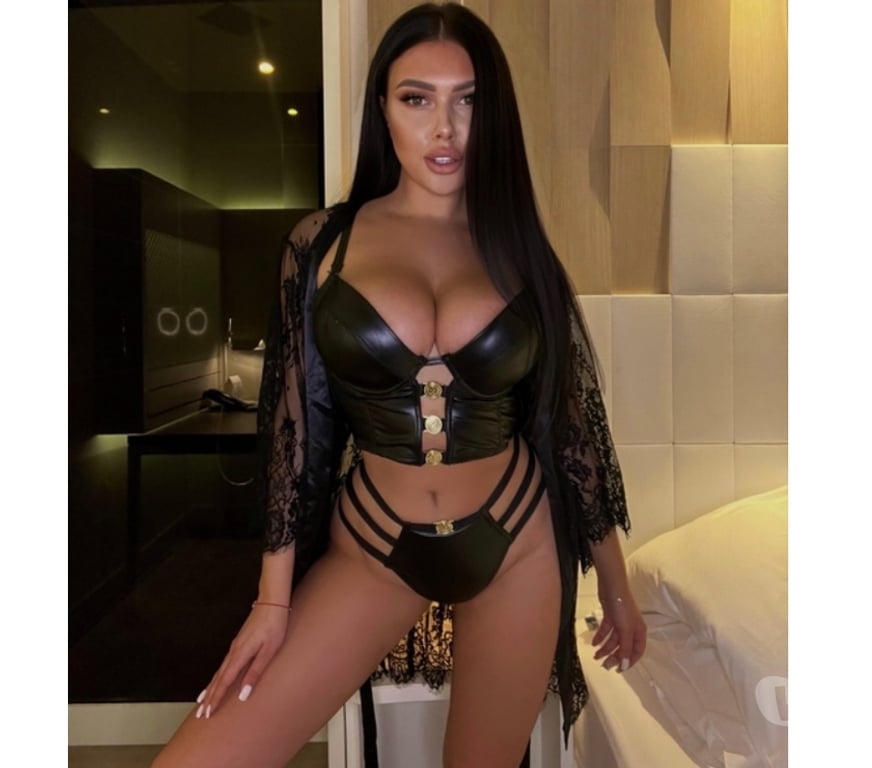 Escorts Surrey Reigate and Banstead - Photos for JUST ARRIVED REAL GIRL♥️video confirmation