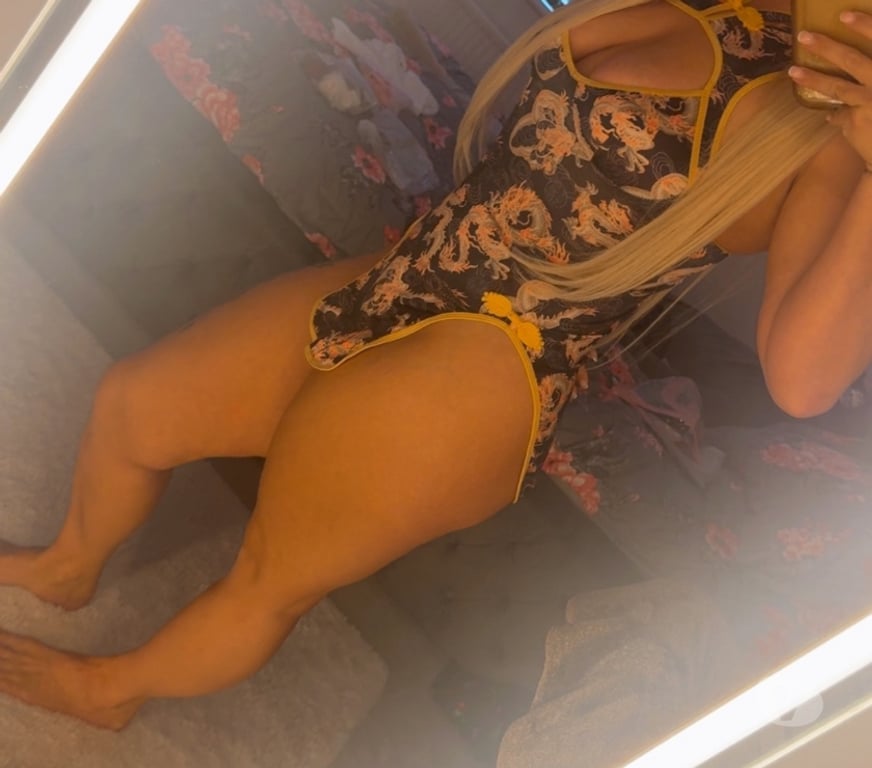 Escorts Buckinghamshire Milton Keynes - Photos for ENGLISH BLONDE TOURING ESCORT. Xxxx no rush