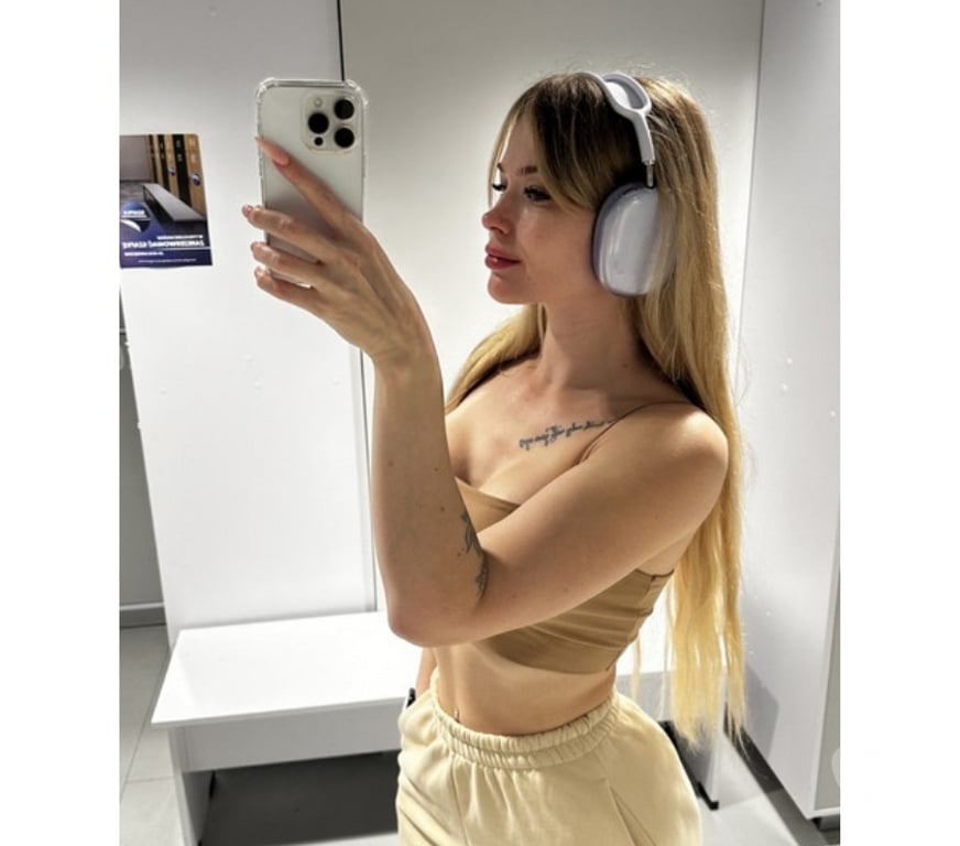 Escorts Central London Bond Street - Central London - Photos for Sierra – Blonde Beauty with a Playful Twist 💫