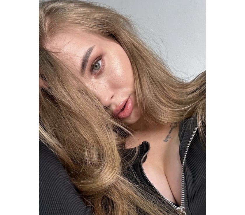 Escort Oxford Street Central London - Photos for Hailey – Blonde, Confident & Irresistibly Sweet 💋