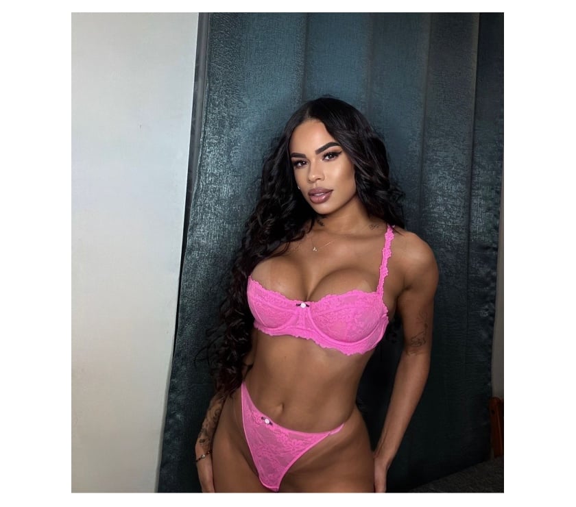 Escort Bognor Regis Arun - Photos for 🔥 HOT LIVIA 🇧🇷 BIG BOOBS 🔞 PARTY GIRL 🎉🎊