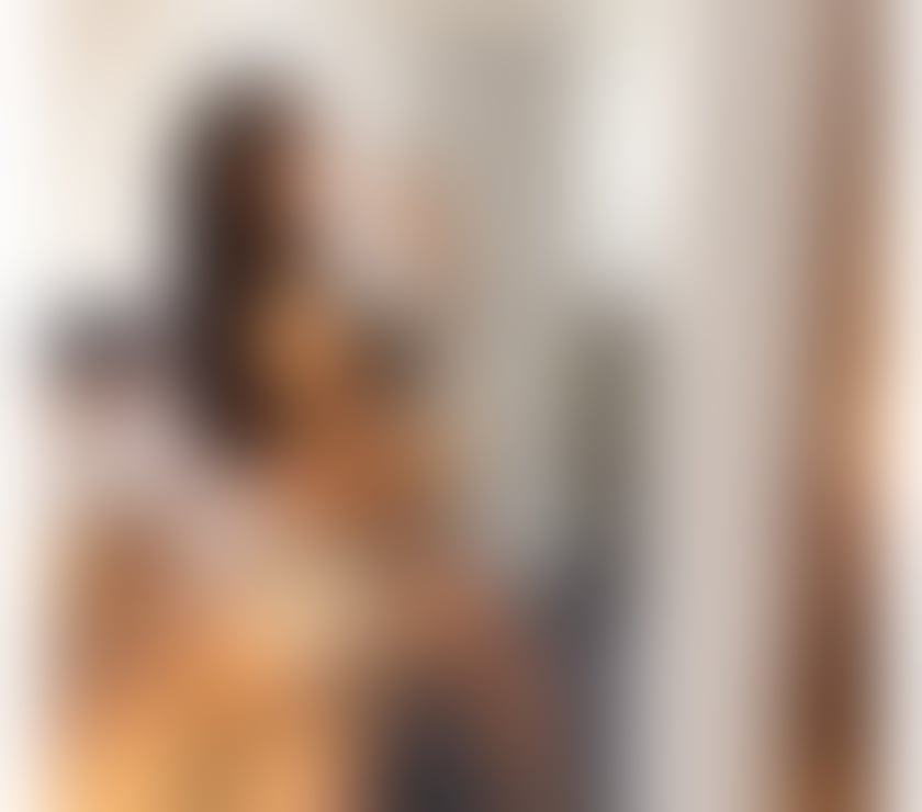 LIVIA Hot Brazilian – New in town
